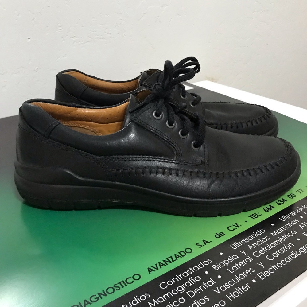 Ecco leather sneakers soft